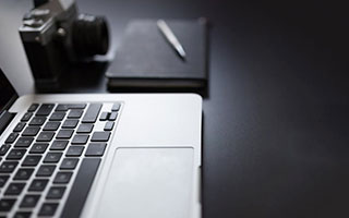 香蕉漫画像排错：先查导语是不是先定性，再把结论拆成两步（做一次口径对拍）